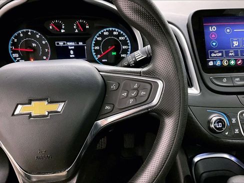 Used 2023 Chevrolet Malibu LT FWD image 12