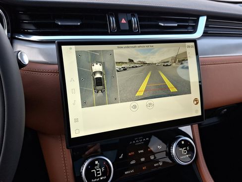 New 2026 Jaguar F-PACE R-Dynamic S image 17