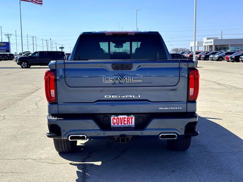 Used 2025 GMC Sierra 1500 Denali Ultimate image 9