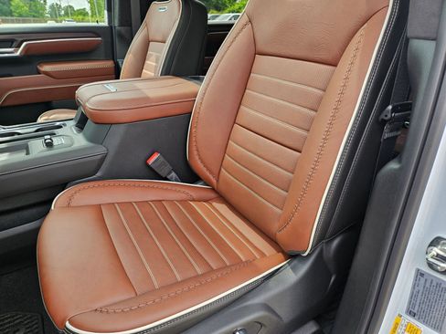 New 2026 GMC Sierra 2500 Denali Ultimate AWD/4WD image 23