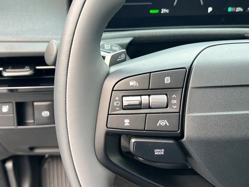 New 2025 Kia EV6 Light w/ Light LR Technology Package image 18