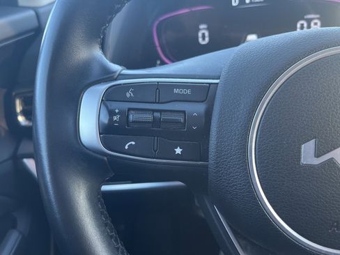 Certified 2024 Kia Sportage EX image 18