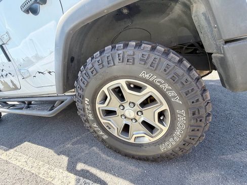 Used 2014 Jeep Wrangler Unlimited Rubicon w/ Connectivity Group image 28