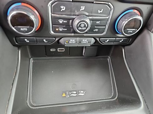 Used 2024 Chevrolet Tahoe LT image 20