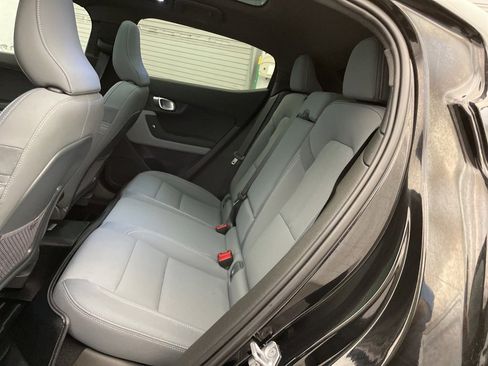 Used 2021 Polestar Polestar 2 image 23