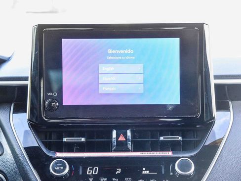 Certified 2025 Toyota Corolla SE image 16