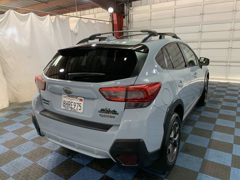 Used 2019 Subaru Crosstrek 2.0i Premium w/ Eyesight System image 5
