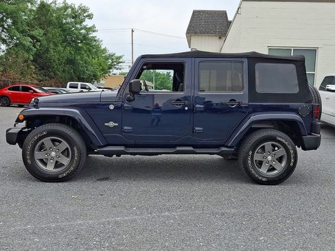Used 2013 Jeep Wrangler Unlimited Sport AWD/4WD image 8