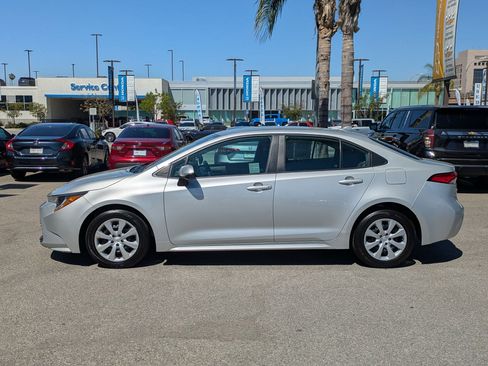 Used 2023 Toyota Corolla LE image 8