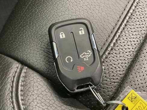 Used 2023 GMC Sierra 3500 Denali image 27