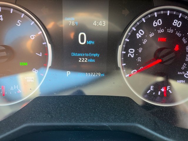 Used 2019 Toyota RAV4 LE AWD/4WD image 9