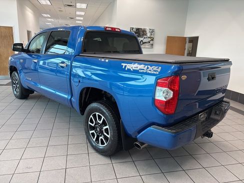 Used 2017 Toyota Tundra Limited w/ Limited Premium Package AWD/4WD image 4