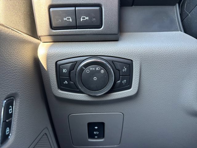 Used 2017 Ford F150 XLT w/ Equipment Group 302A Luxury AWD/4WD image 17