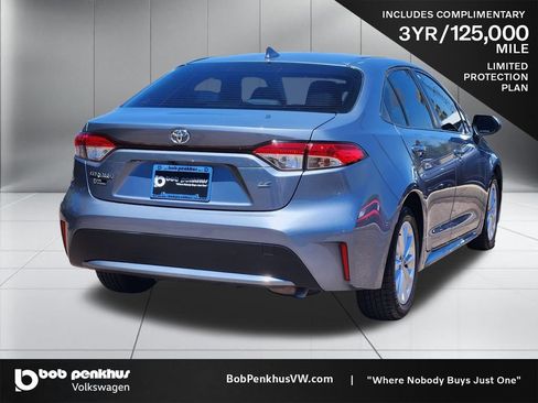 Used 2020 Toyota Corolla LE w/ LE Premium Package FWD image 25