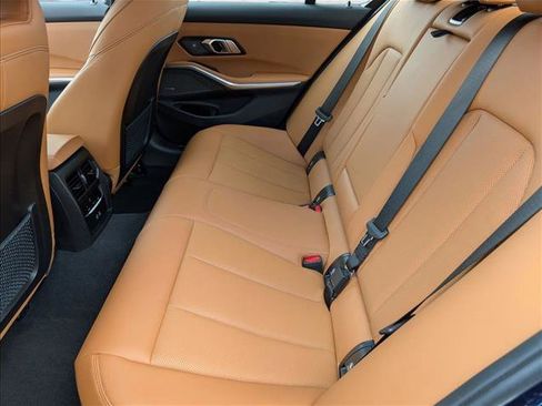 Certified 2023 BMW 330i Sedan w/ M Sport Package image 20