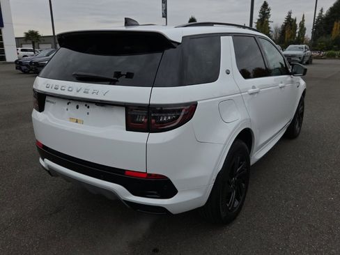 Certified 2024 Land Rover Discovery Sport S image 7