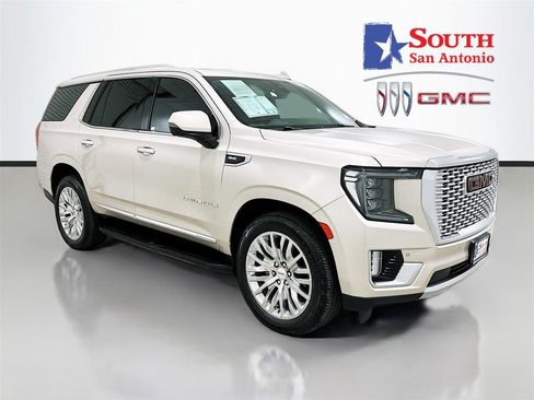 Used 2021 GMC Yukon Denali w/ LPO, Illumination Package RWD image 1