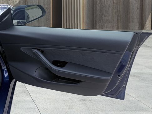 Used 2019 Tesla Model 3 Standard Range RWD image 37
