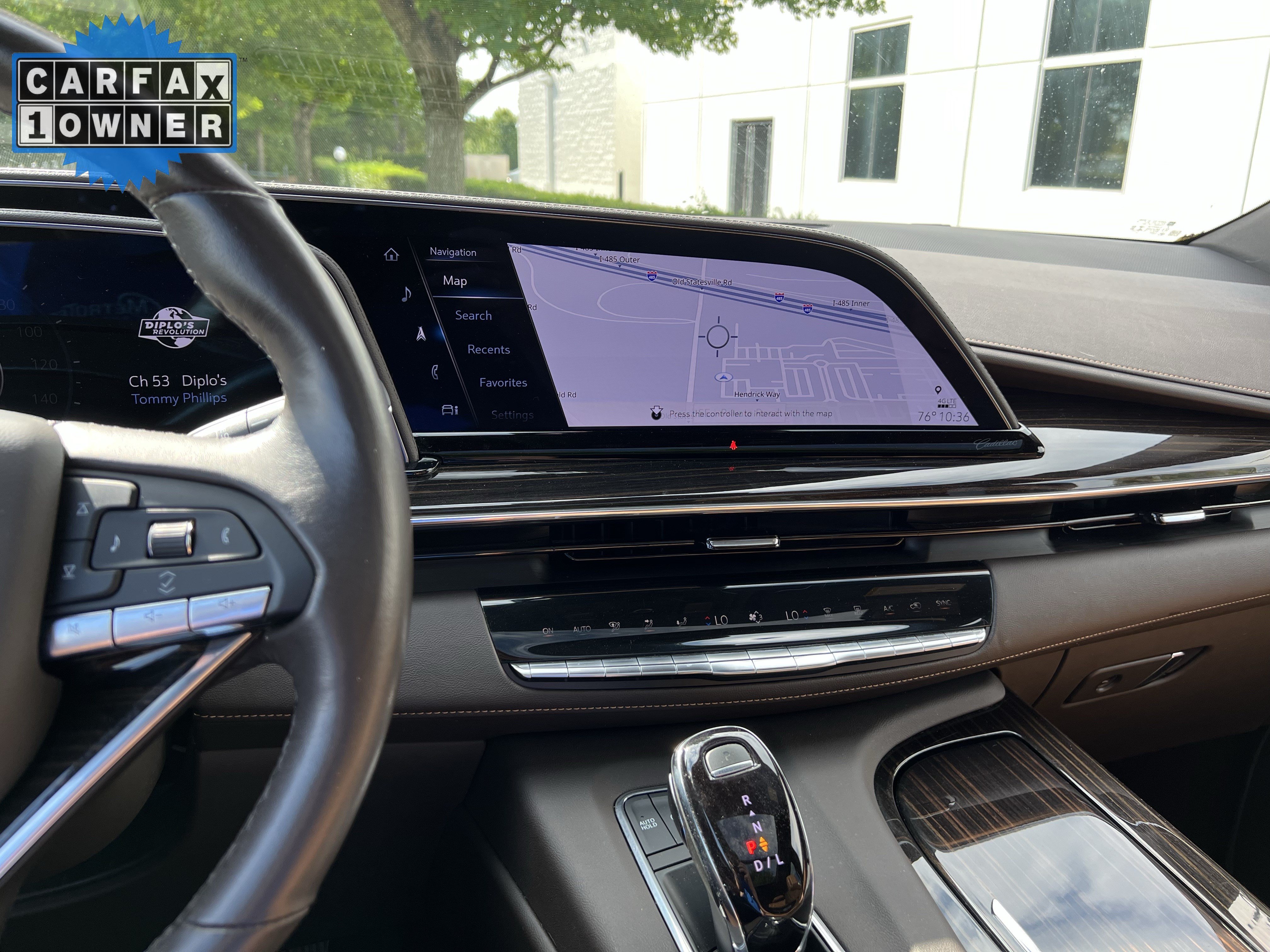 Used 2023 Cadillac Escalade Premium Luxury w/ LPO, Illumination Package AWD/4WD image 31