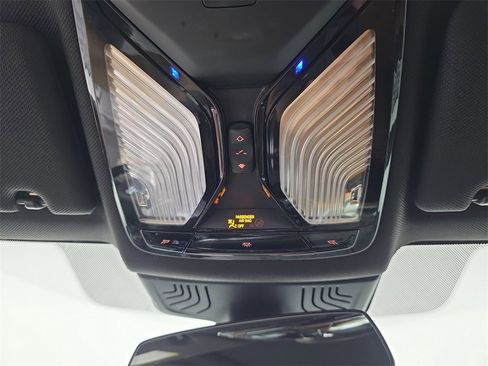 Used 2017 BMW 530i image 31