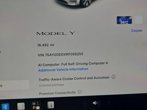 Used 2024 Tesla Model Y 2WD image 15