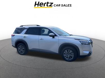Used 2025 Nissan Pathfinder SV
