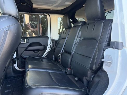 Used 2023 Jeep Wrangler Unlimited Sahara w/ Cold Weather Group image 12