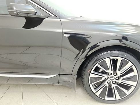 Used 2024 Cadillac Lyriq Luxury RWD image 21