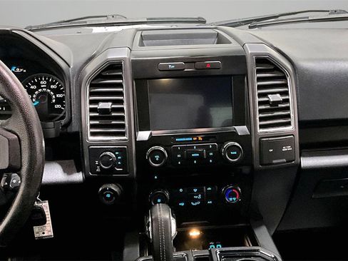 Used 2016 Ford F150 XLT w/ Equipment Group 301A Mid image 10