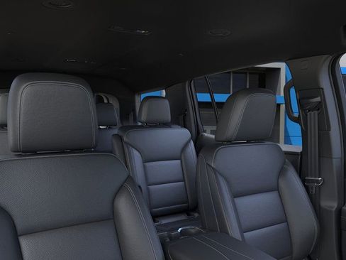New 2026 Chevrolet Traverse LT w/ Driver Confidence Package image 24