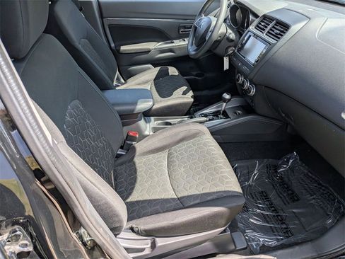 Used 2024 Mitsubishi Outlander Sport ES image 25