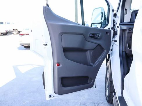 New 2026 Ford Transit 250 148 Medium Roof RWD image 23