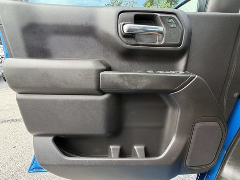 Used 2023 Chevrolet Silverado 1500 Custom RWD image 19