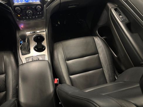Used 2018 Jeep Grand Cherokee Limited AWD/4WD image 16