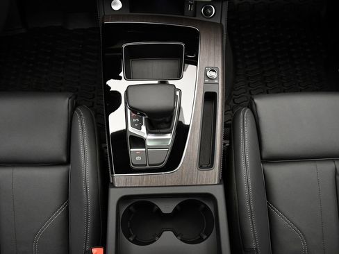 Certified 2025 Audi Q5 2.0T Premium Plus w/ Premium Plus Package image 31