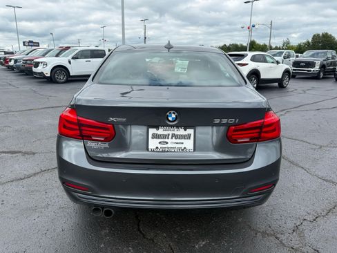Used 2017 BMW 330i xDrive Sedan AWD/4WD image 22
