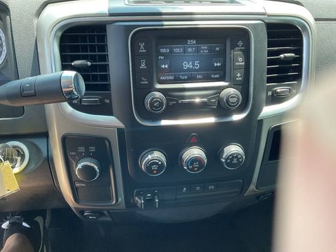 Used 2015 RAM 2500 SLT AWD/4WD image 15