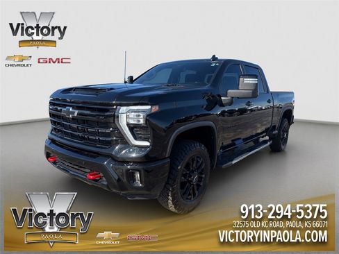 Used 2025 Chevrolet Silverado 2500 LT w/ Trail Boss Package image 1