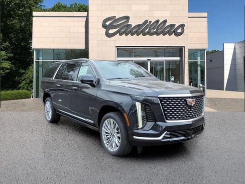 New 2026 Cadillac Escalade ESV Luxury image 7