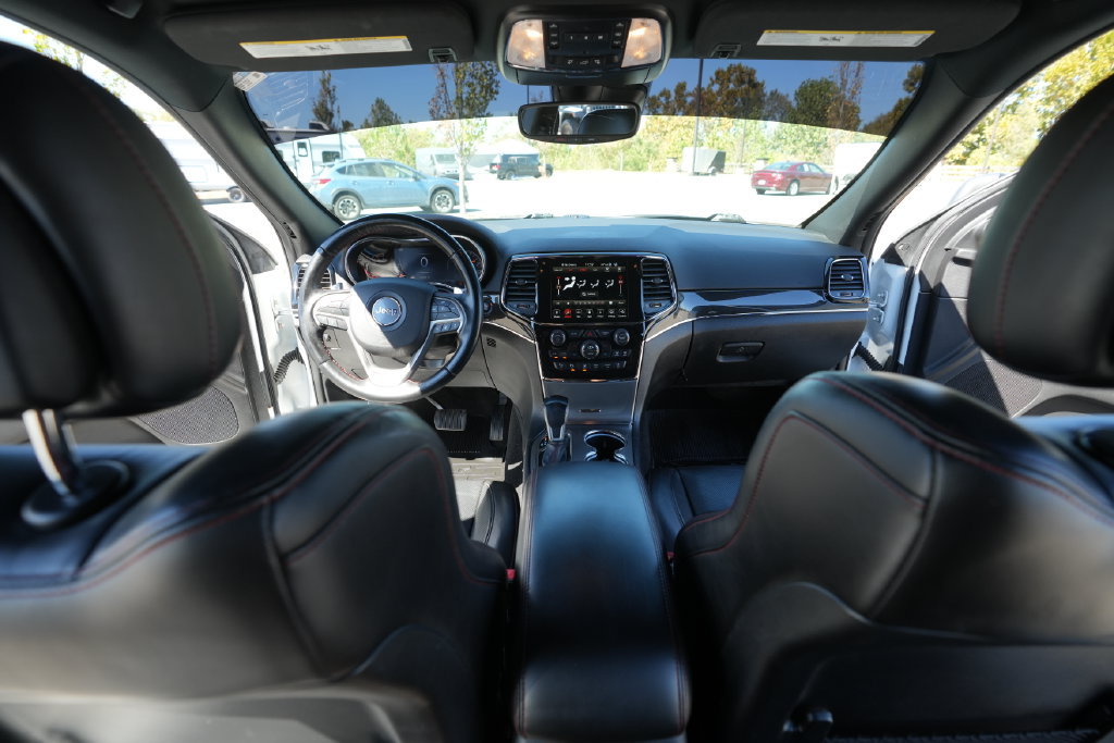 Used 2021 Jeep Grand Cherokee Trailhawk w/ Trailhawk Luxury Group AWD/4WD image 28