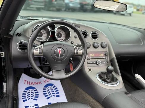 Used 2006 Pontiac Solstice Convertible w/ Premium Package image 5