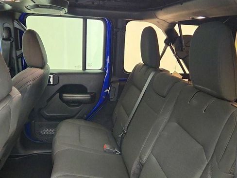 Used 2019 Jeep Wrangler Unlimited Sport S AWD/4WD image 19