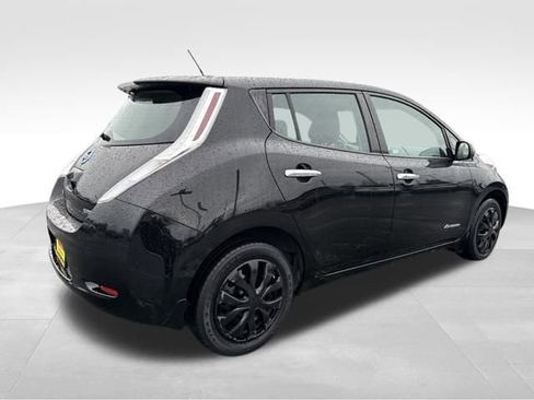 Used 2017 Nissan Leaf S image 7