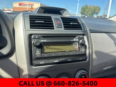 Used 2012 Toyota Corolla LE FWD image 11