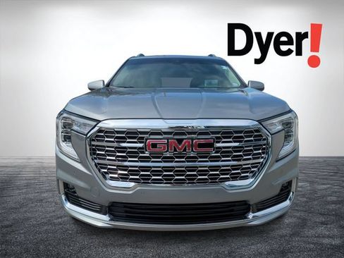 Used 2023 GMC Terrain Denali AWD/4WD image 9