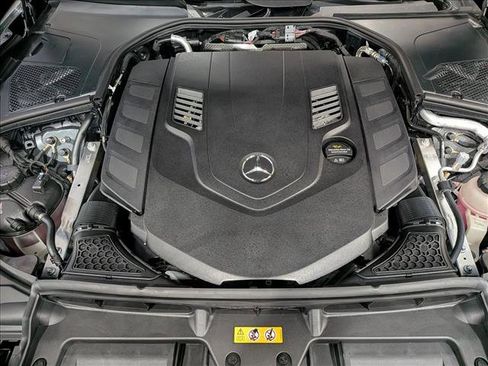 New 2026 Mercedes-Benz Maybach S 580 4MATIC image 17