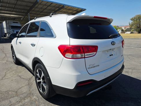 Used 2017 Kia Sorento EX FWD image 6