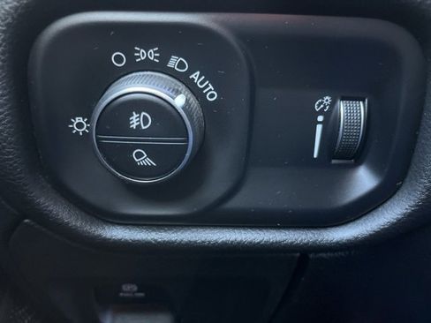 Used 2024 RAM 1500 Big Horn image 24