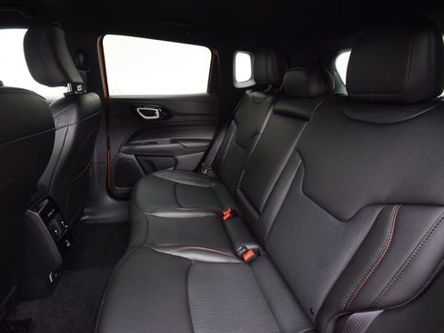 New 2026 Jeep Compass Trailhawk AWD/4WD image 30