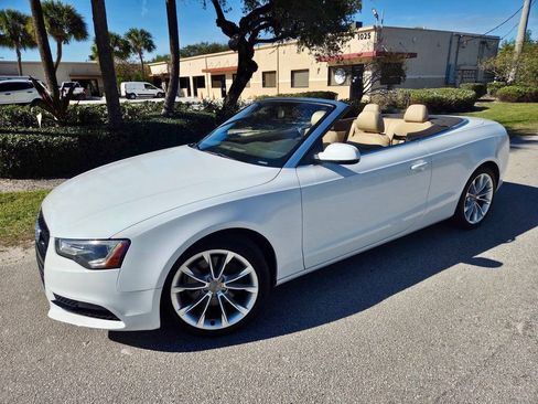 Used 2013 Audi A5 2.0T Premium w/ Convenience Pkg AWD/4WD image 10